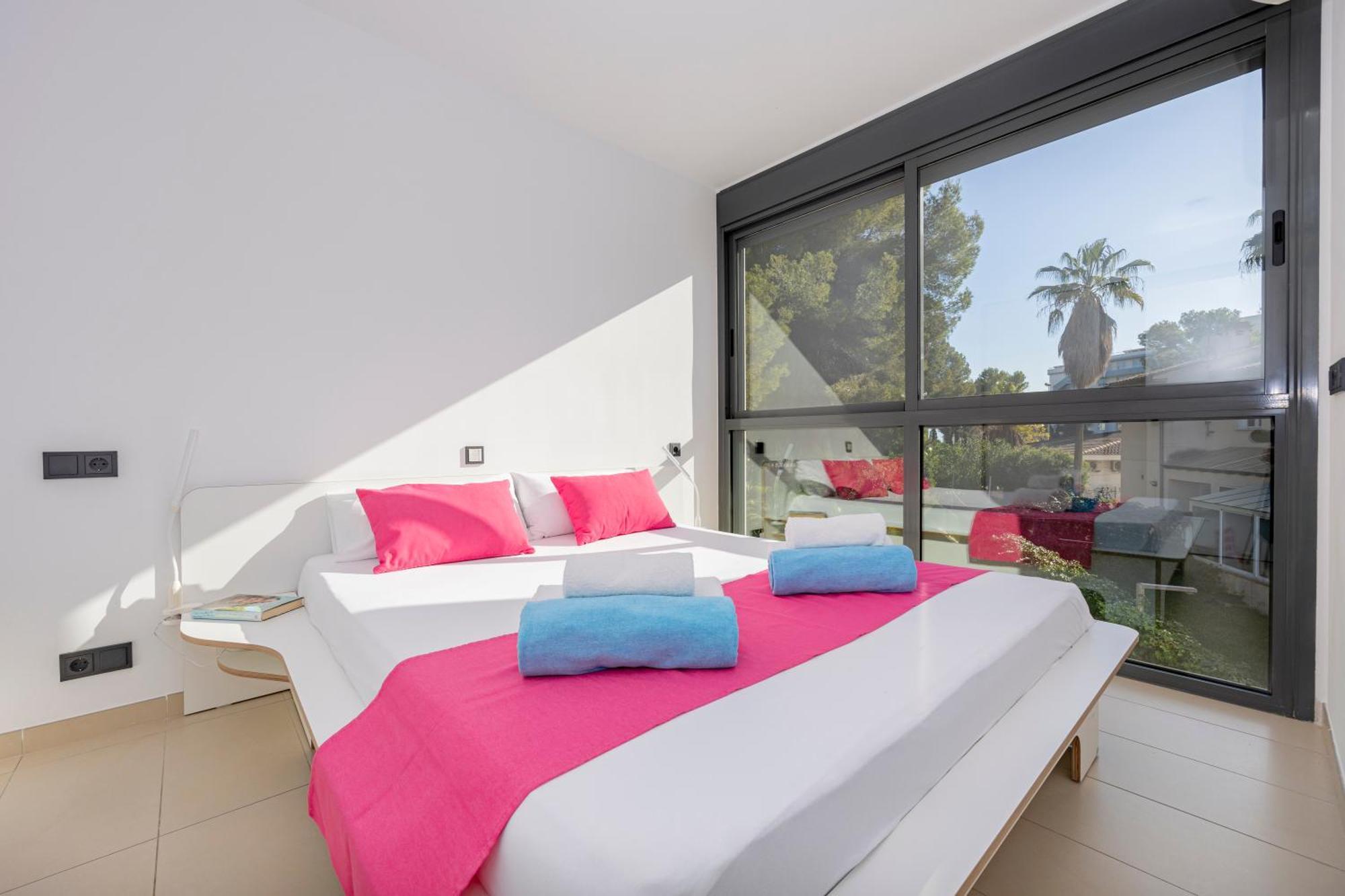 Villa Pam Beach House Playa De Muro - 200M To Beach With Hot Tub Alcudia  Exterior photo